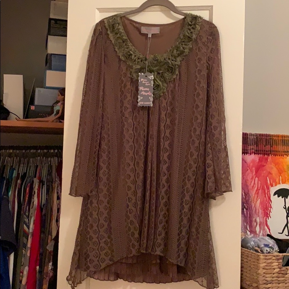 Brown lace tunic